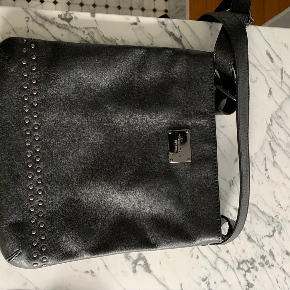 Kenneth Cole Black Bag - Picture 1 of 13